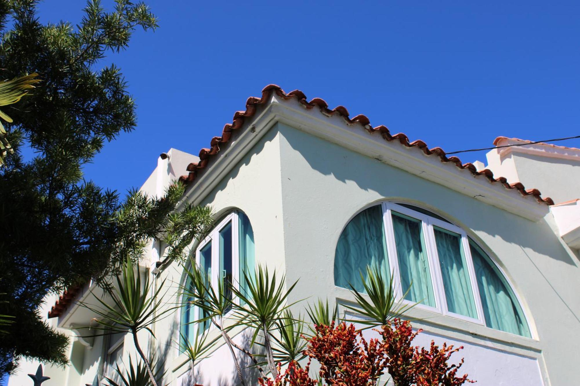 Numero Uno Beach Apartments San Juan Exterior photo