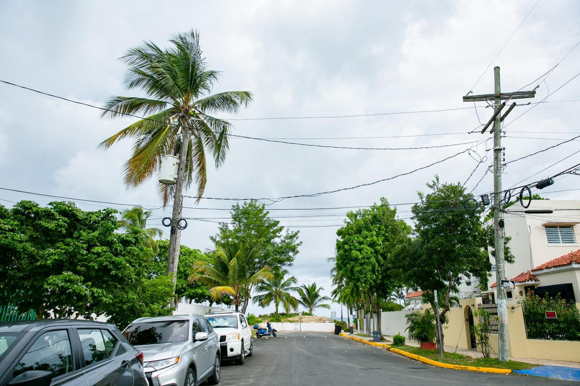 Numero Uno Beach Apartments San Juan Exterior photo